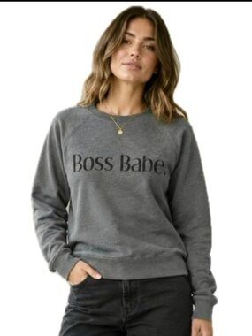 🇨🇦 Brunette the Label Boss Babe Crewneck Sweatshirt Charcoal Grey XS Pullover